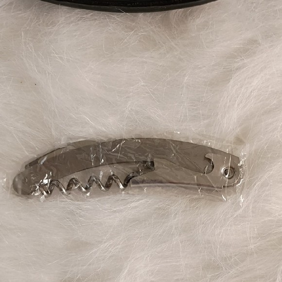 Brown Crocodile Pattern Insulated Wine Clutch by Primeware. - Picture 4 of 5